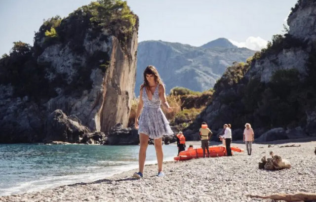 Χιλιαδού: Υποψήφια για το ευρωπαϊκό βραβείο καλύτερης κινηματογραφικής τοποθεσίας η παραλία του Δήμου Διρφύων Μεσσαπίων XILIADOY TAINIA TRIGWNO THLIPSHS